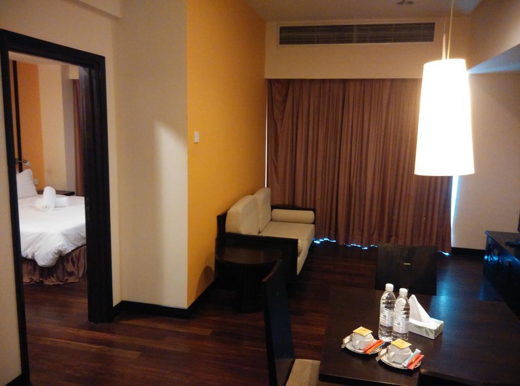 Resort Suites At Bandar Sunway Petaling Jaya Extérieur photo